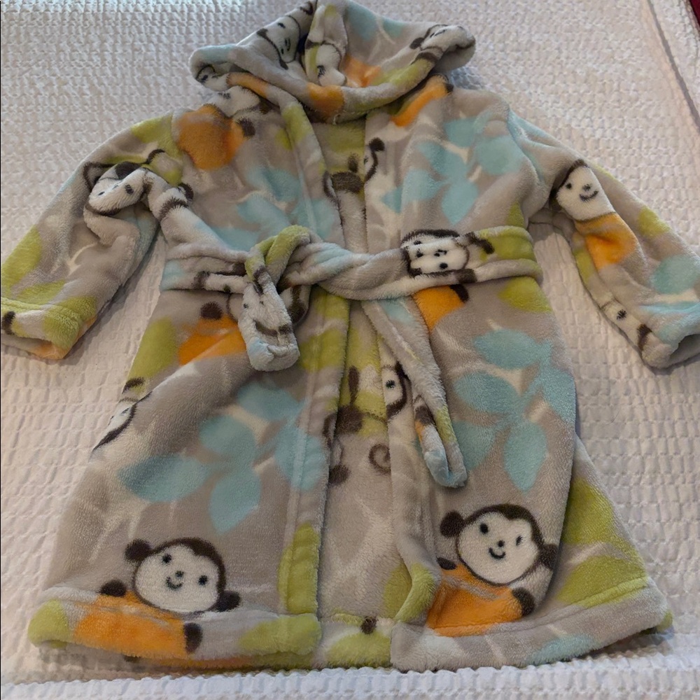Blankets & Beyond Cozy Hooded Kids Pajama Robe  with Monkey Print
